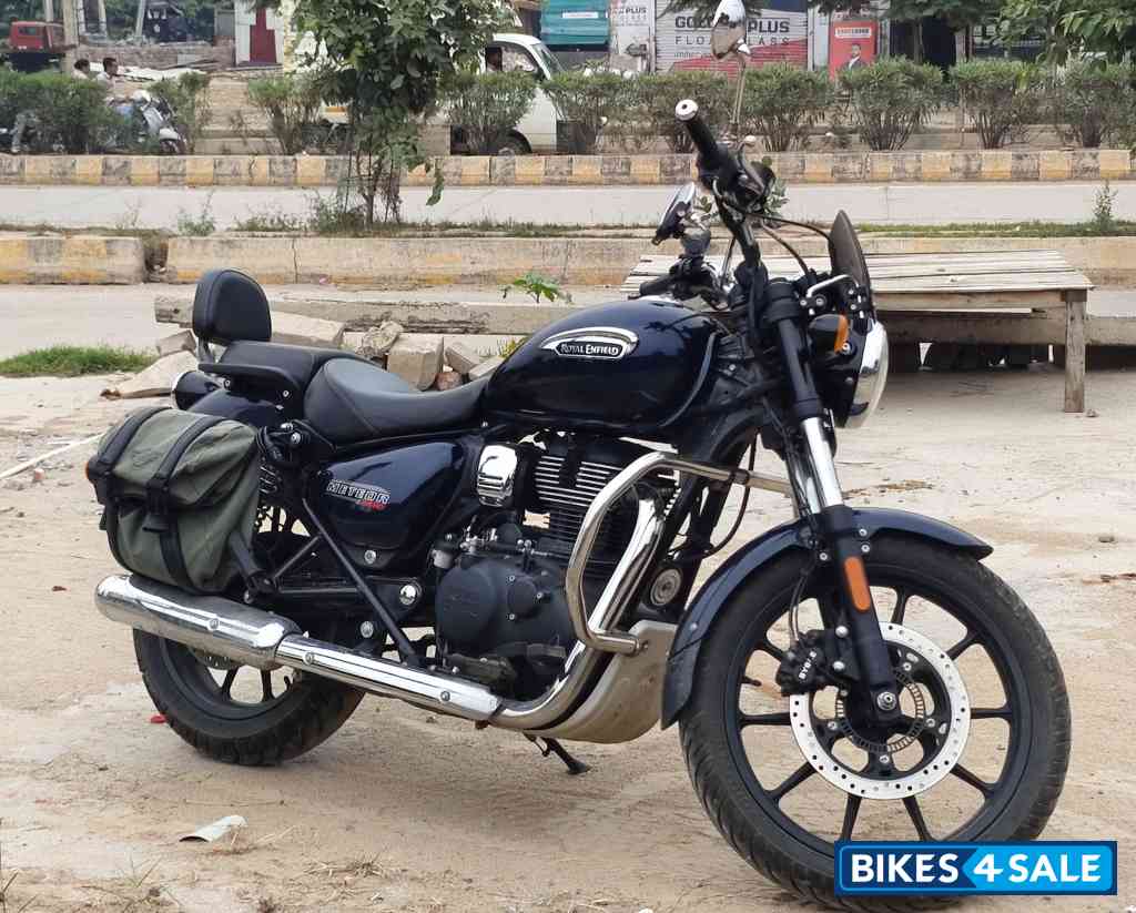 Blue Royal Enfield Meteor 350 Stellar