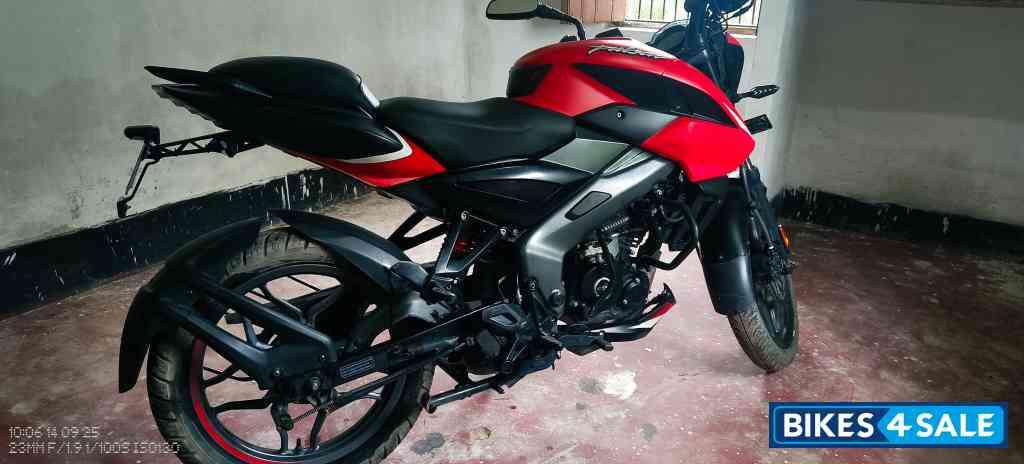 Bajaj Pulsar NS 125