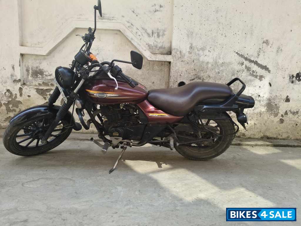 Bajaj Avenger Street 150