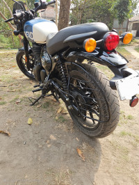 Royal Enfield Hunter 350 Metro