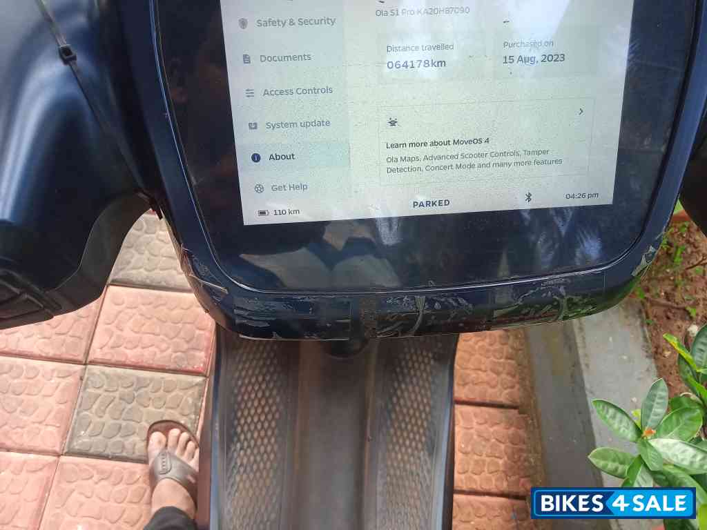 Midnight Blue Ola S1 Pro