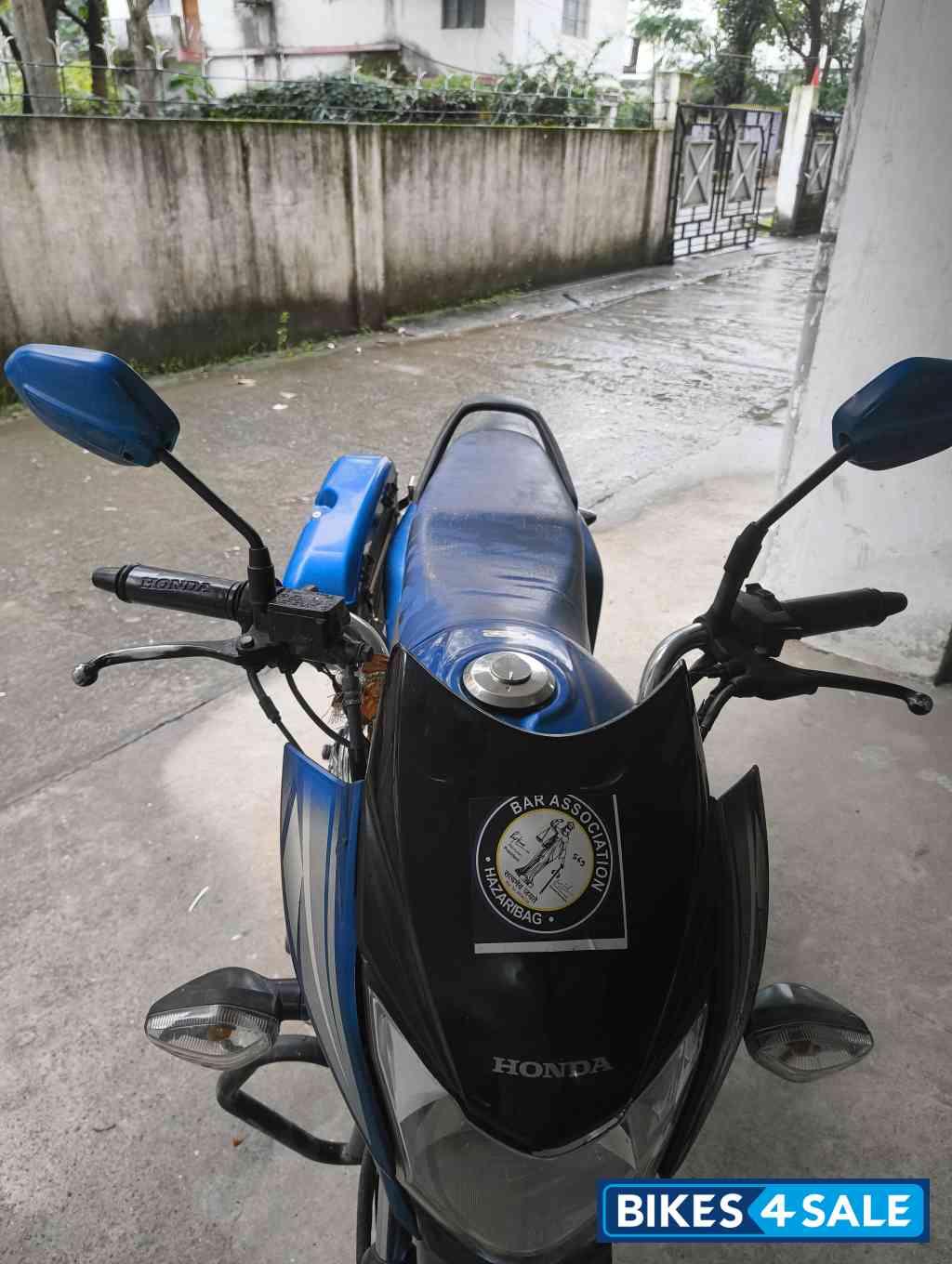 Blue Honda CB Shine SP