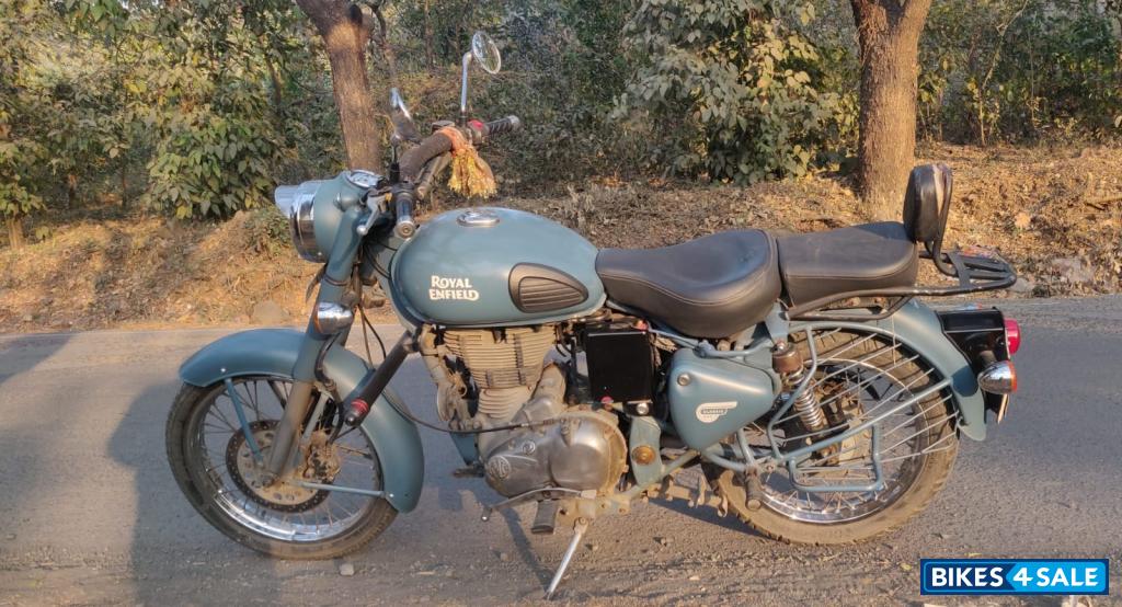 Royal Enfield Classic 500