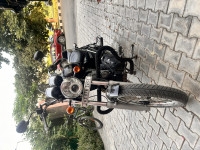 Black Royal Enfield Thunderbird 500