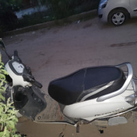 White Suzuki Access 125