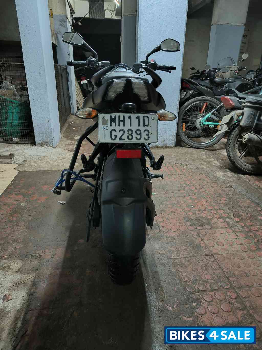 Grey Bajaj Pulsar NS 160 BS6