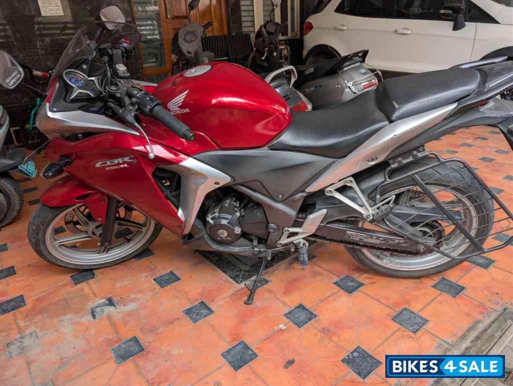 Honda CBR 250R ABS