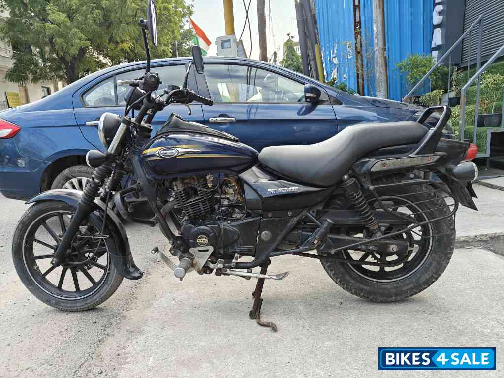 Dark Blue Bajaj Avenger Street 150