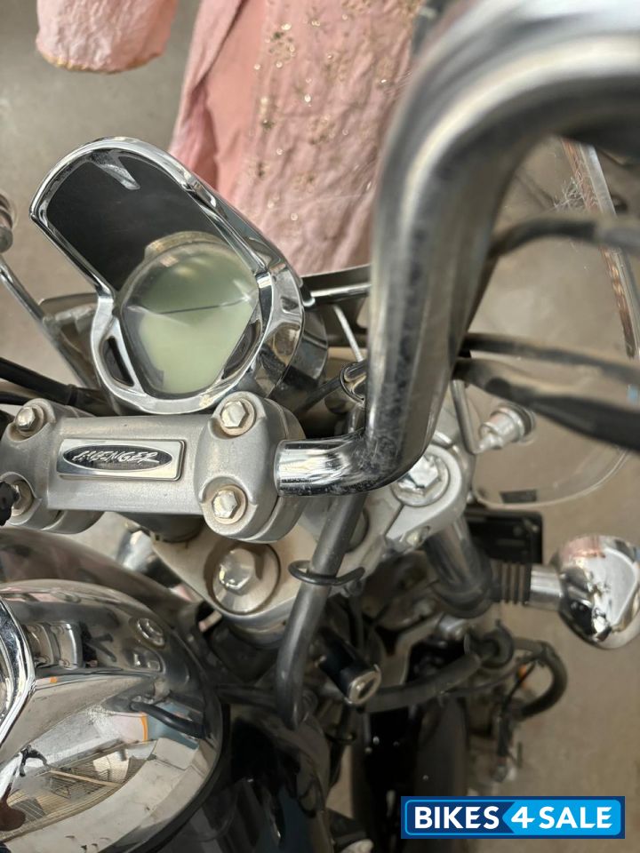 Bajaj Avenger Cruise 220 BS6