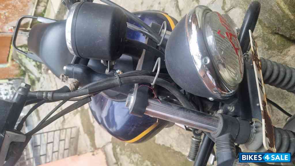 Bajaj Avenger Street 150
