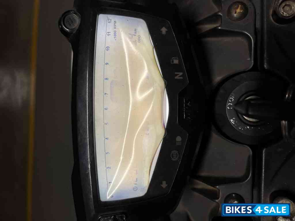 Black TVS Apache RTR 200 4V