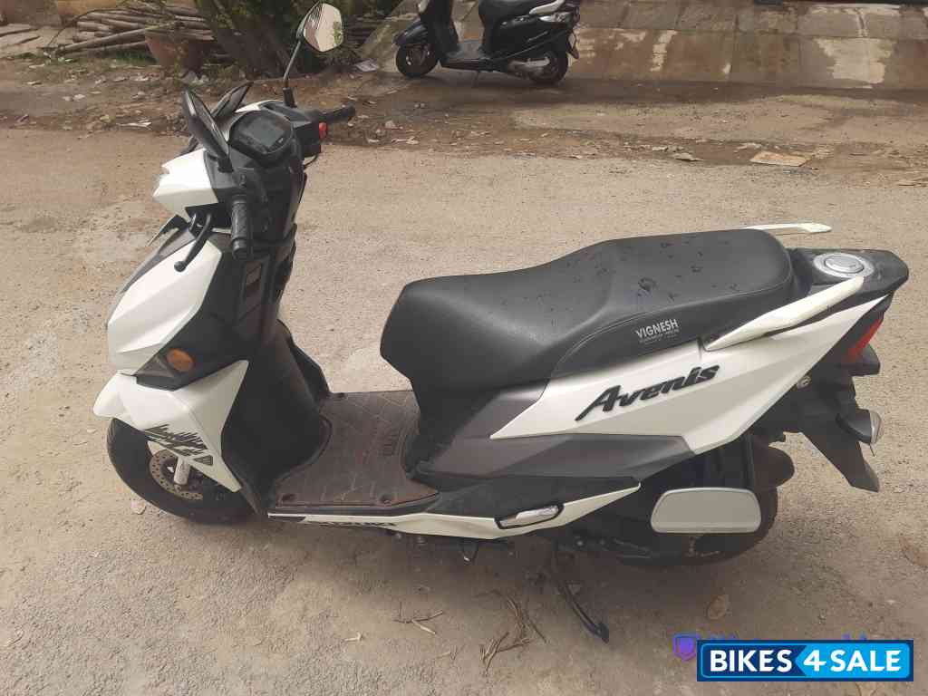 Suzuki Avenis 125 Standard Edition