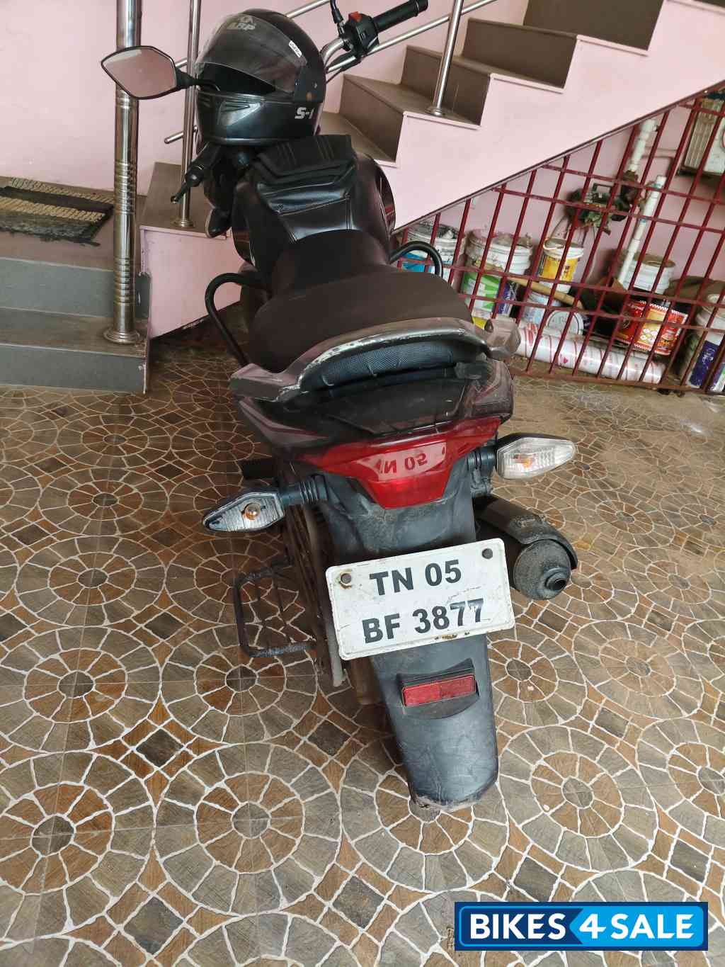 TVS Victor