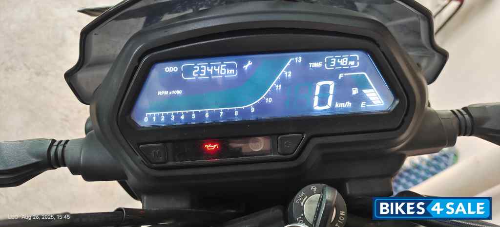 Bajaj Dominar 250 2022