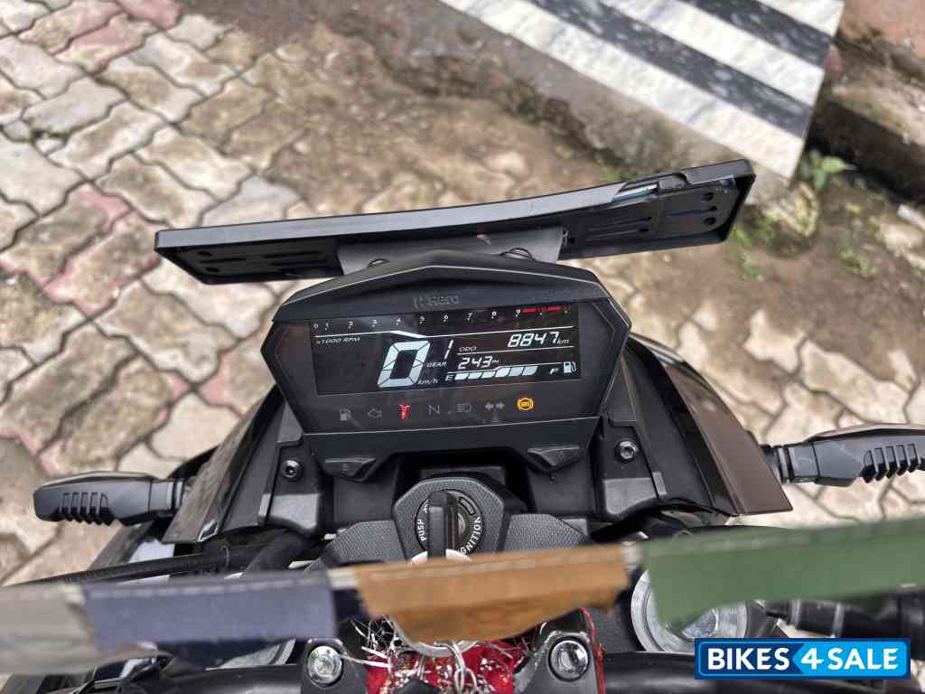 Black Hero Xtreme 125R