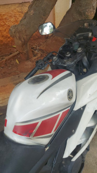 Anniversary Edition Yamaha YZF R15 V2