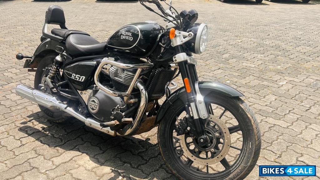 Royal Enfield Super Meteor 650