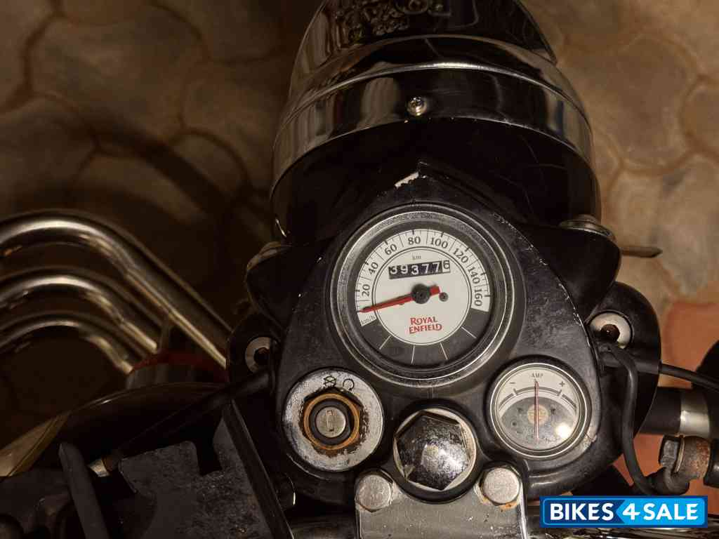 Black Royal Enfield Classic 350