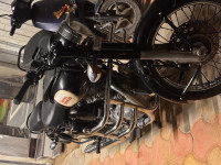 Black Royal Enfield Classic 350