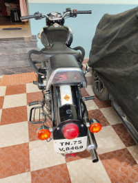 Royal Enfield Classic 500