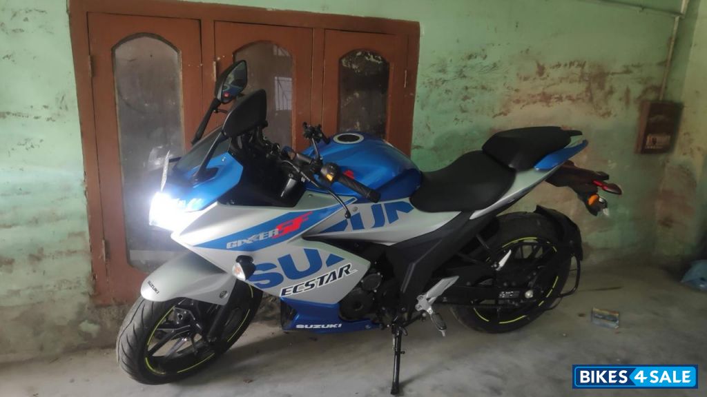 Suzuki Gixxer SF 250 BS6