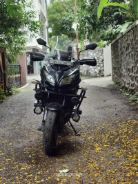 Black Kawasaki Versys ABS