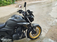Black Yamaha FZS 25 BS6