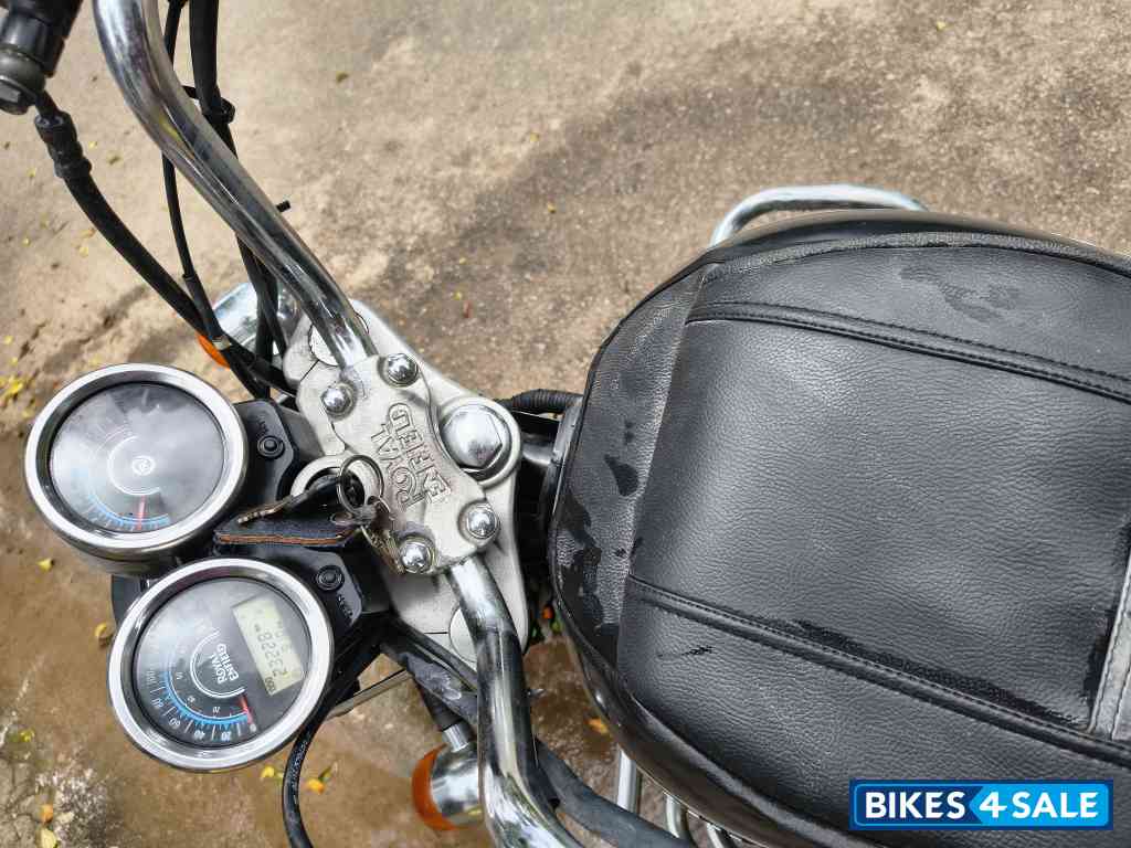 Black Matte Finish Royal Enfield Thunderbird