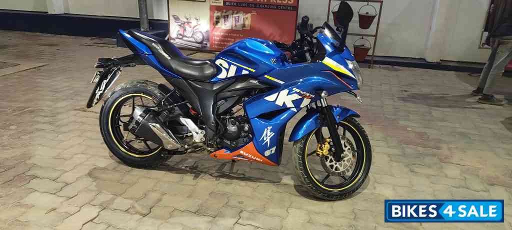Suzuki Gixxer SF Moto GP