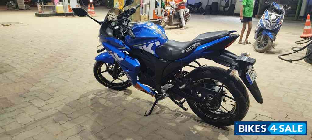 Suzuki Gixxer SF Moto GP