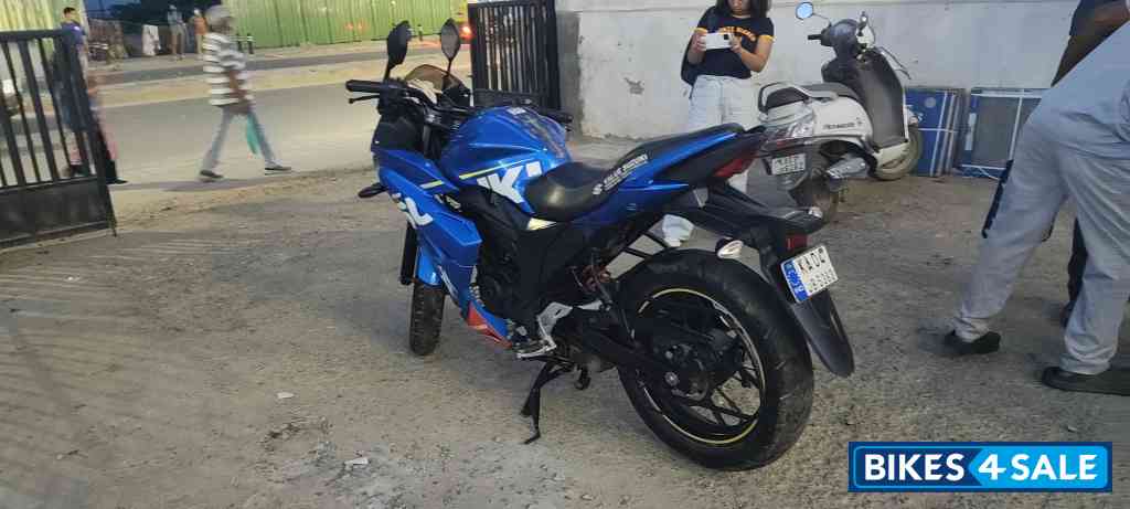 Suzuki Gixxer SF Moto GP