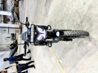 Black TVS Raider 125