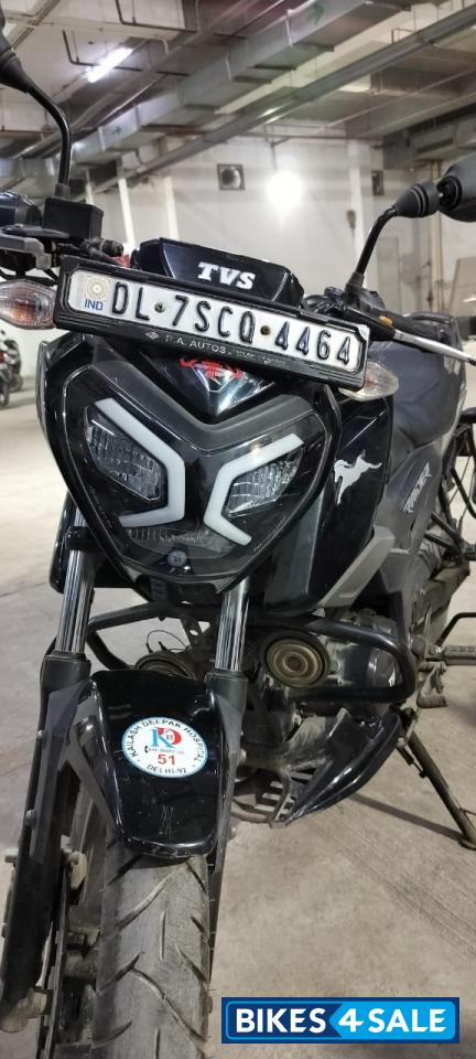 Black TVS Raider 125 Black TVS Raider 125