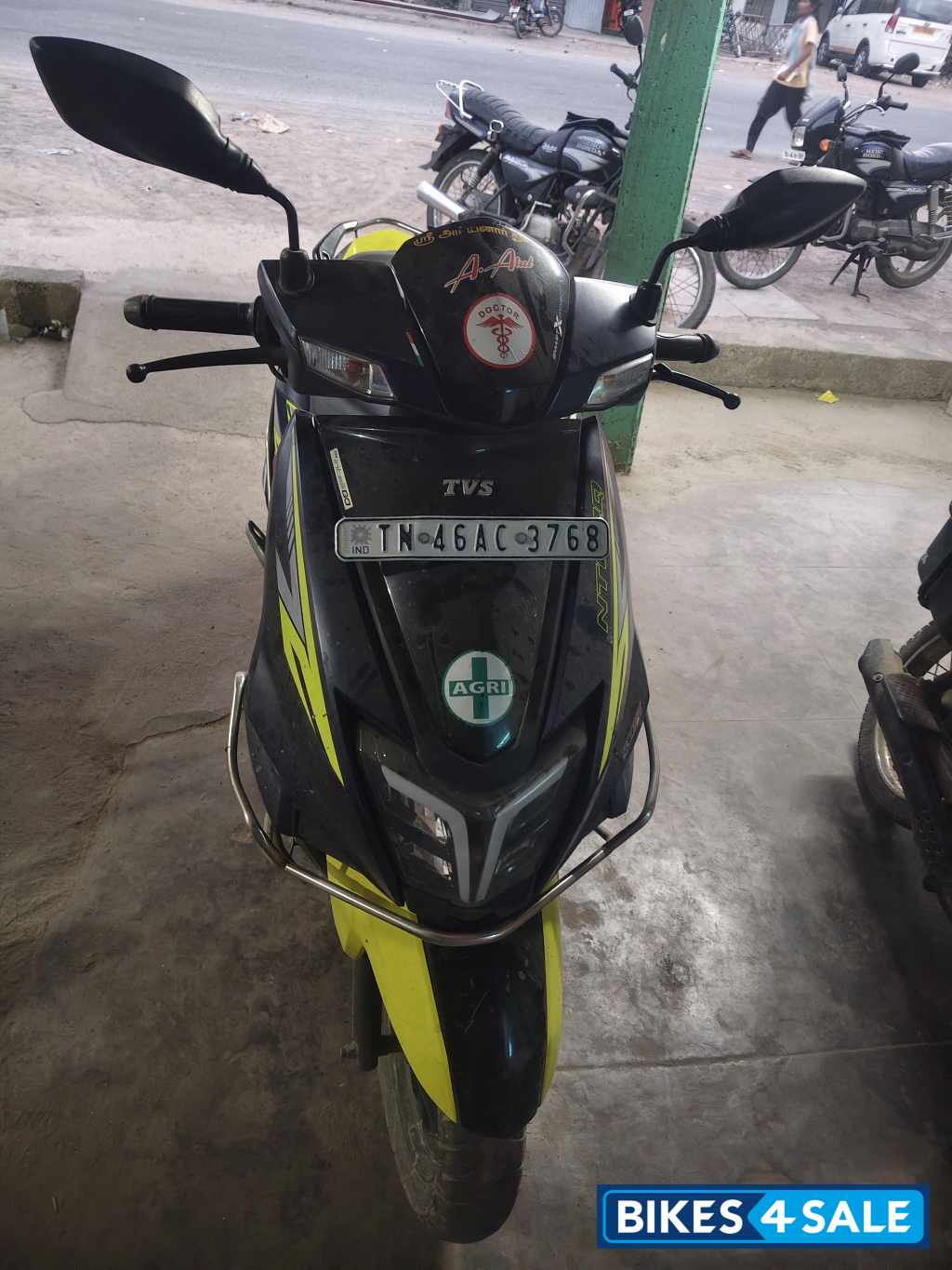 Gr+ddblue TVS NTORQ 125 XT