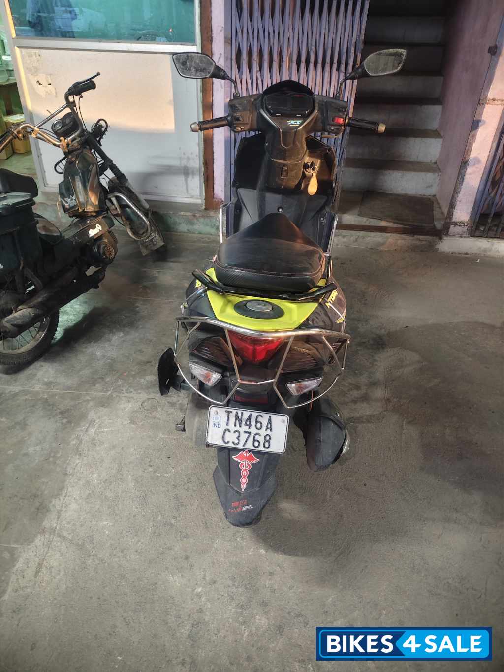 Gr+ddblue TVS NTORQ 125 XT