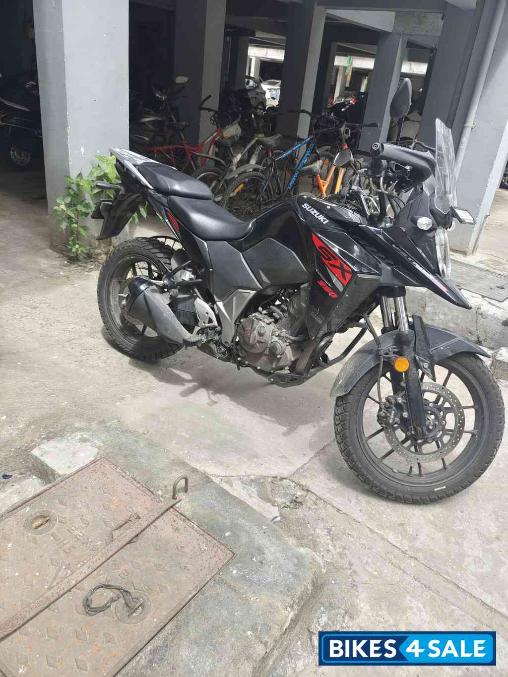 Black Suzuki V-Strom 250