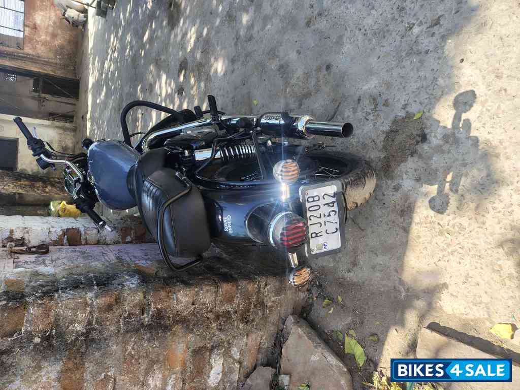 Royal Enfield Classic 350 2021