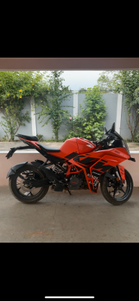 Orange KTM RC 200 GP