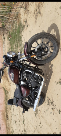 Cherry Red Royal Enfield Meteor 350