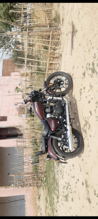 Cherry Red Royal Enfield Meteor 350