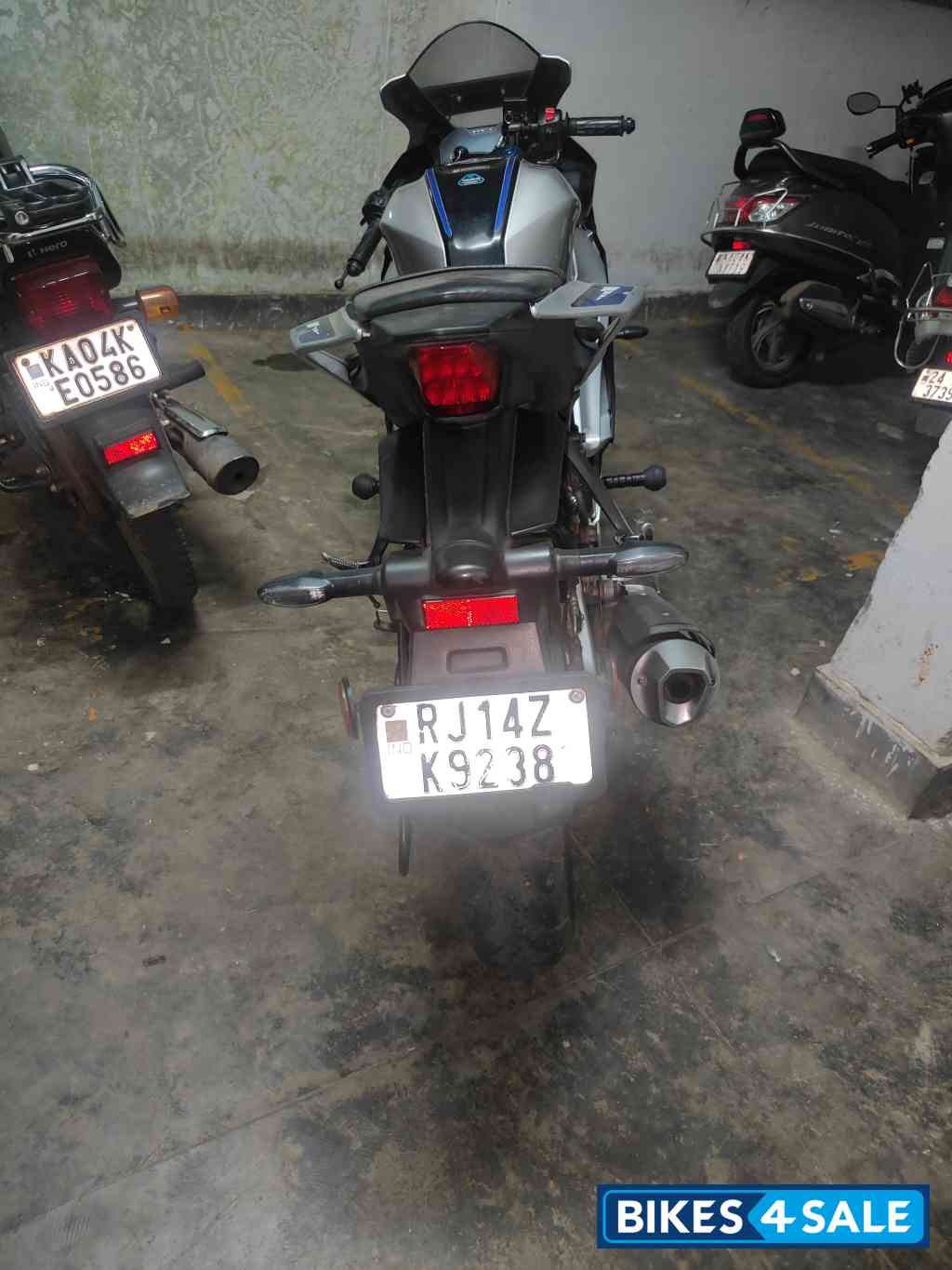 Yamaha R15M Yamaha R15M