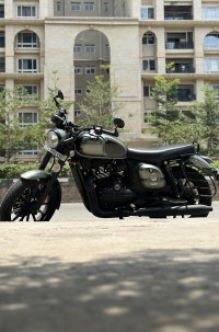 Jawa 42 Dual Channel ABS Cosmic Carbon 2023 Model