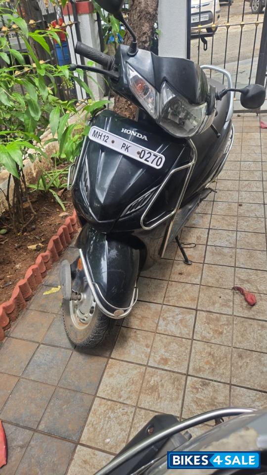 Black Honda Activa 4G