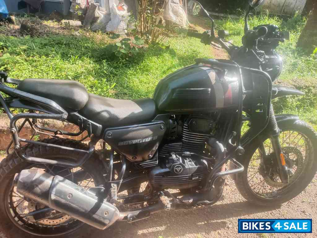 Yezdi Adventure Matte