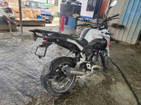 White Benelli TRK 251