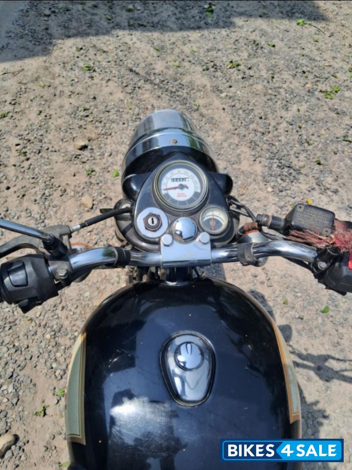 Black Royal Enfield Classic 350