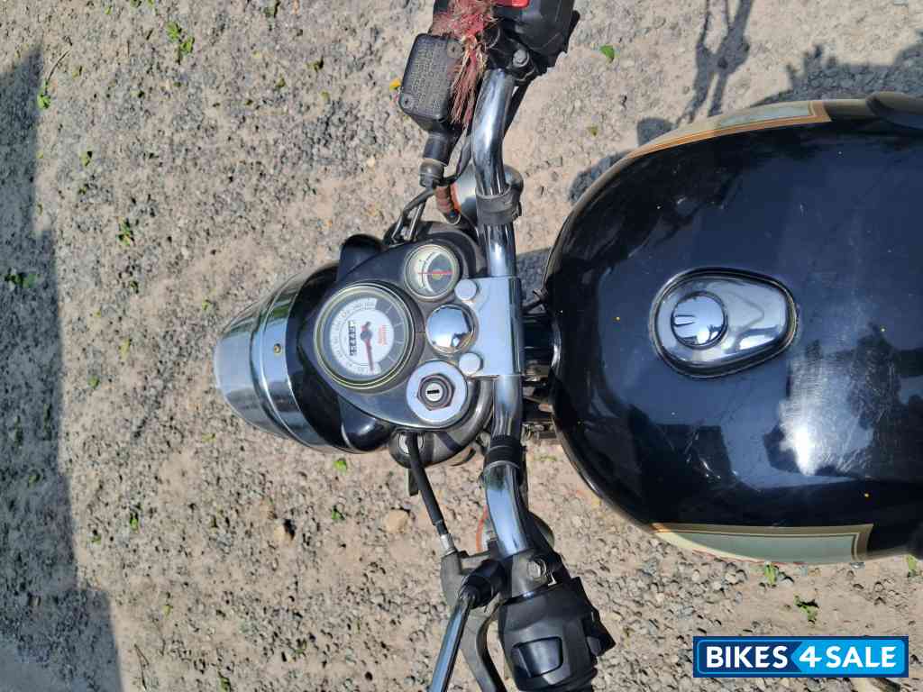 Black Royal Enfield Classic 350