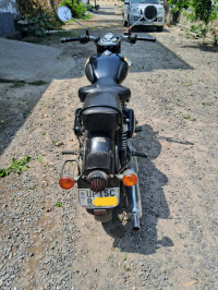 Black Royal Enfield Classic 350