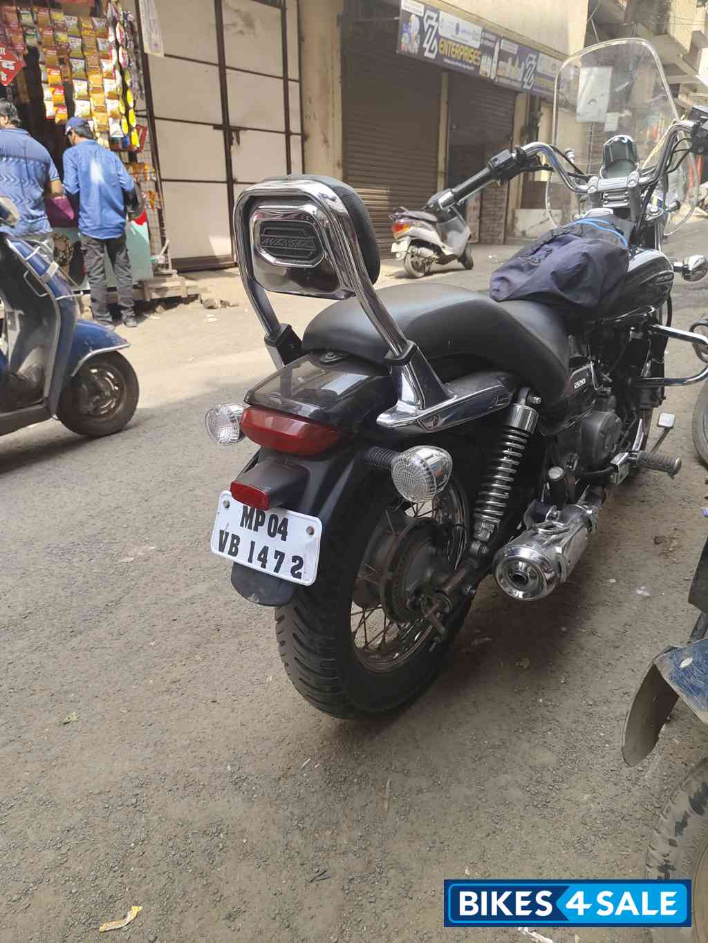 Bajaj Avenger Cruise 220 BS6