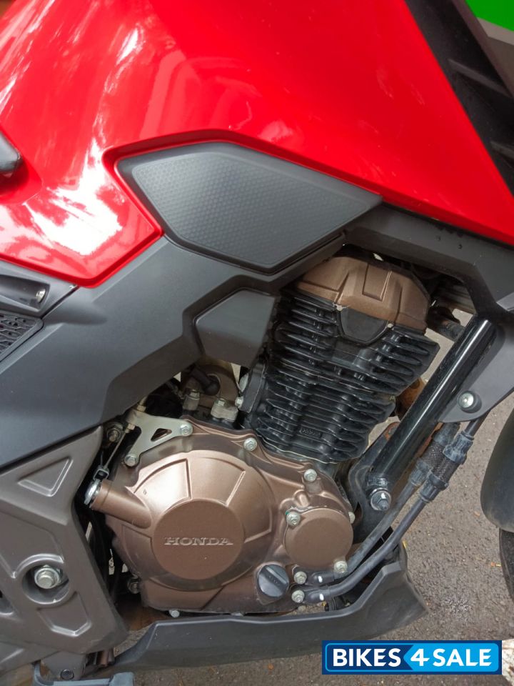 Sports Red Honda CB300F Flex-Fuel